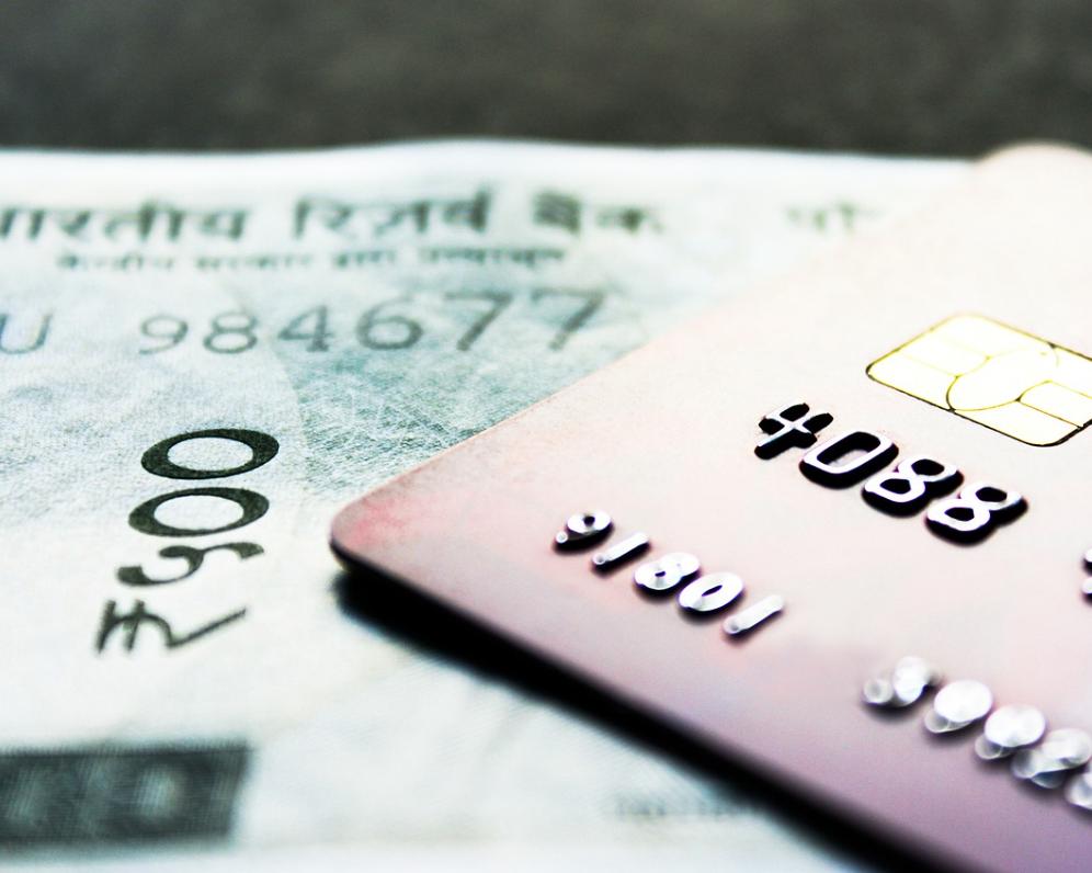 Bezhotovostní nebo hotovostní platby?